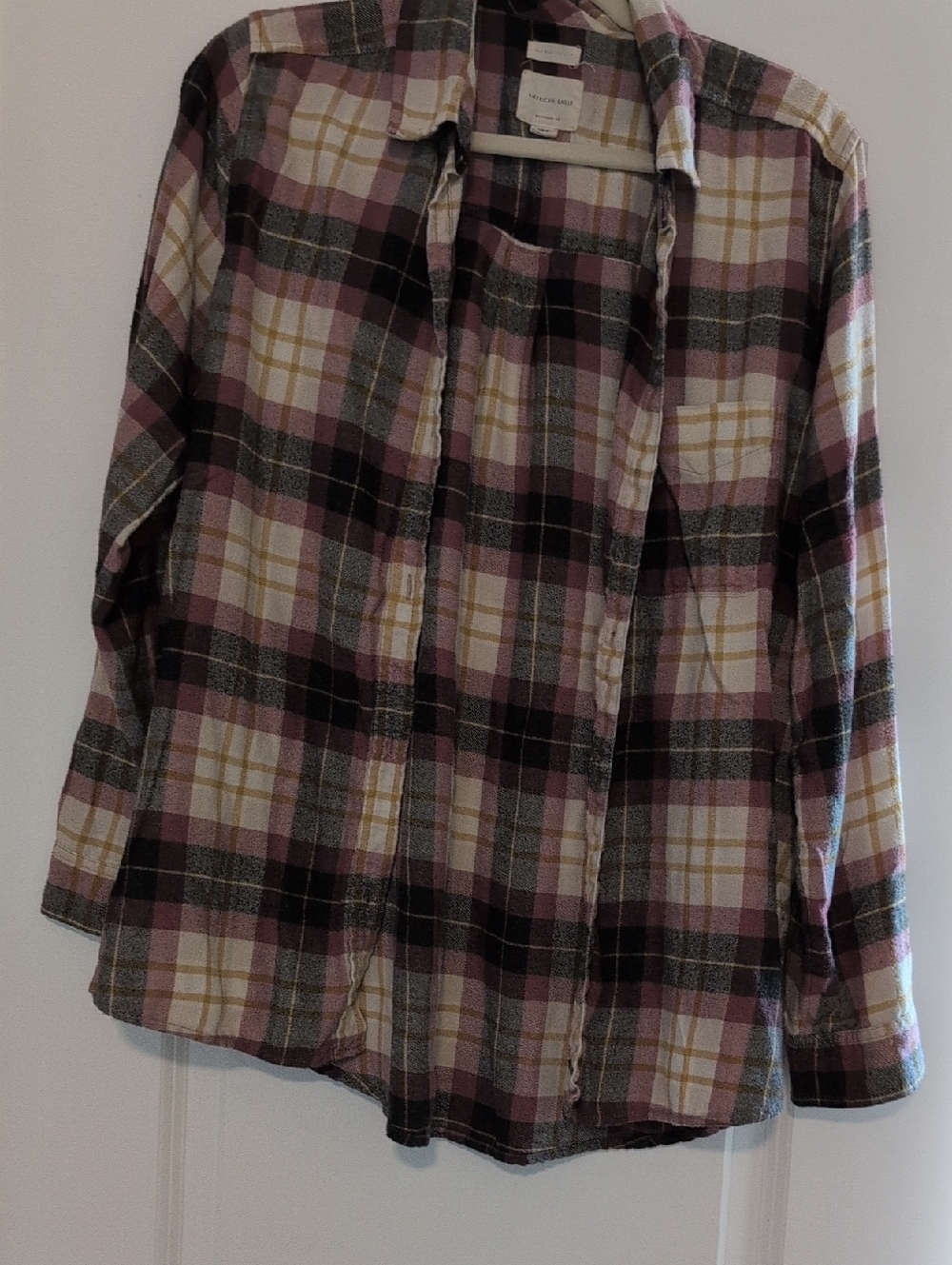 American Eagle Outfitters Plaid Button Down Shirt in Mauve, Cream and Gray